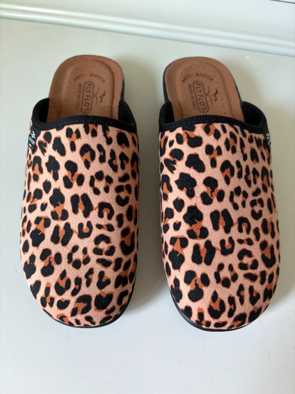Fly Flot Leopard Print Shoes Size 8/8.5-Like New!